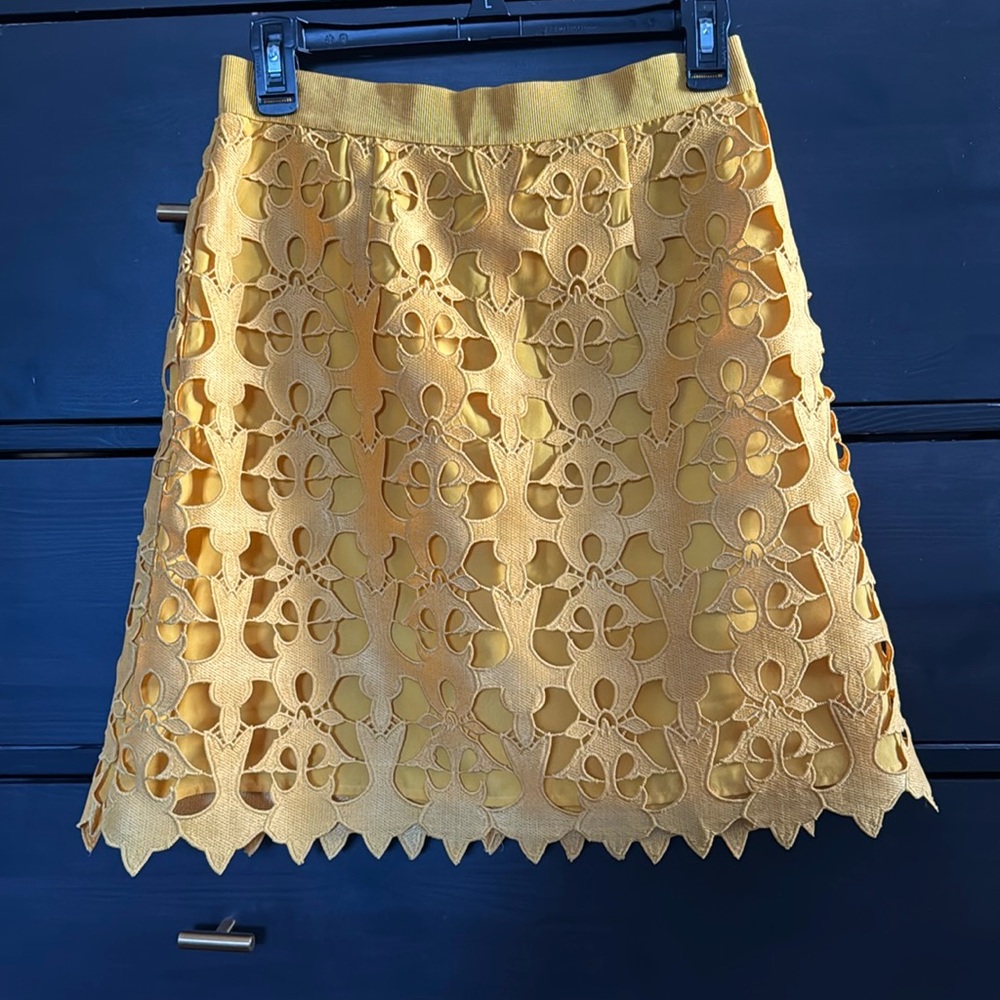 Loft Mustard Lace A-Line Skirt (Size 2)